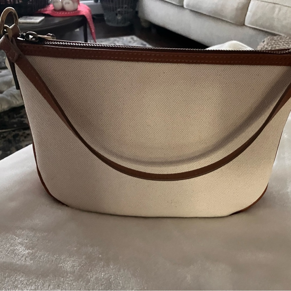 Cream and Brown Two-Tone Shoulder Bag Fossil Brand